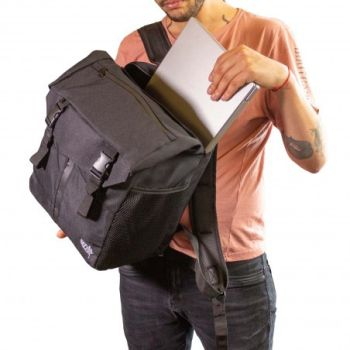 MOCHILA NEGRA-OZETA